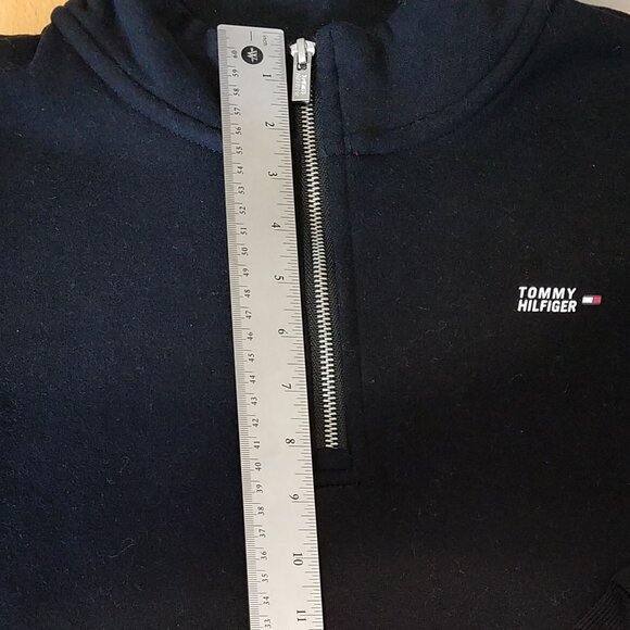 Tommy Hilfiger Unisex Quarter-Zip Sweatshirt – Blck - Size Large - NWT - Picture 5 of 11